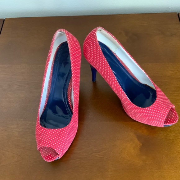 Never 2 Hot Red Polka Dot High Heel Shoes Size EU 39 / US 8.5 - Picture 2 of 8